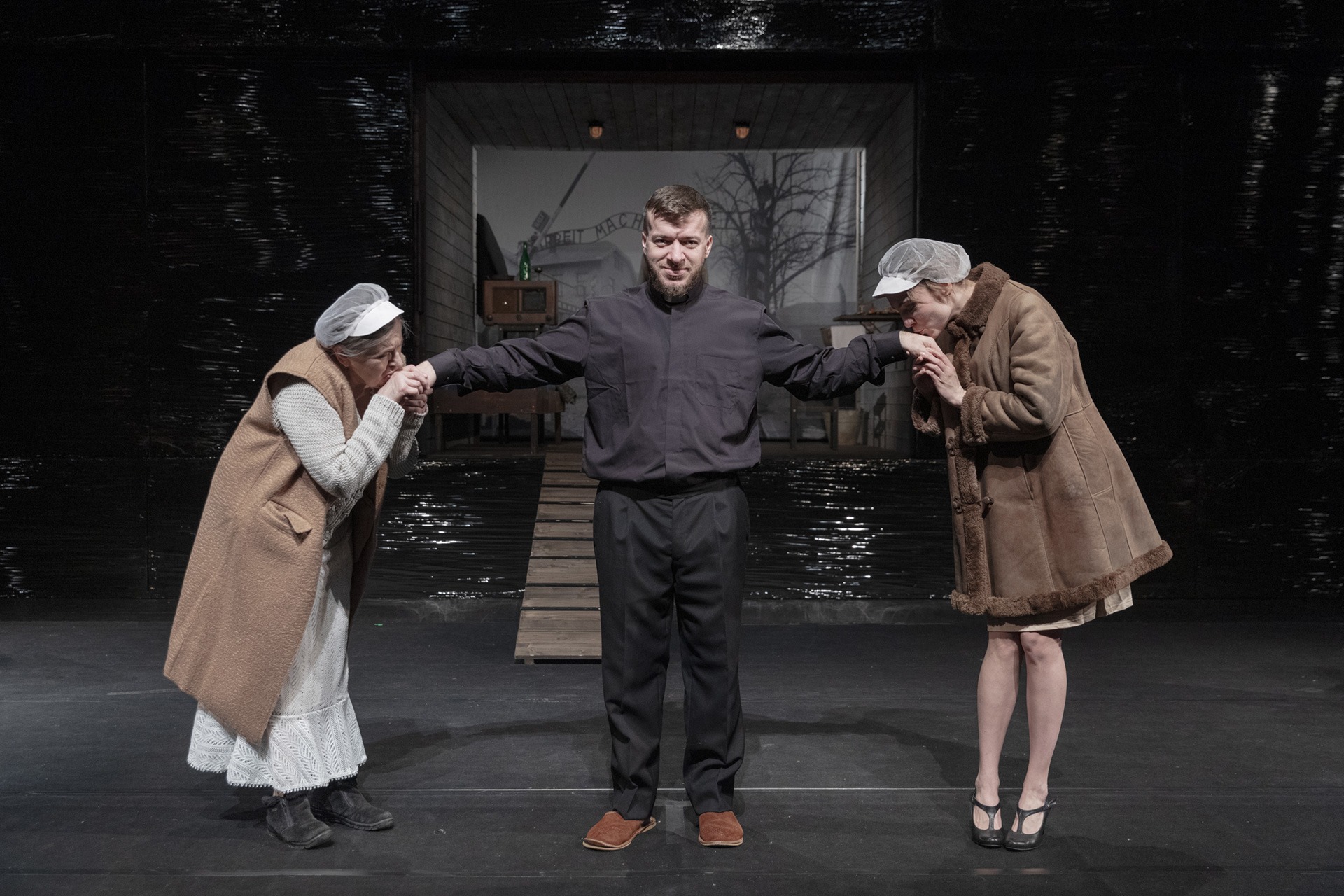 Theatre Play 25.5.2026 - Hitler's President
