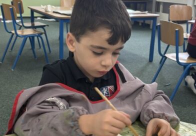 Year 2A Express Themselves Through Art 🎨