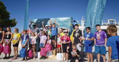 Year 5 Student Nelka Shines in Aquathlon in Zadar
